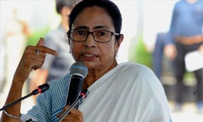 प. बंगाल में हिंसा की बढ़ती घटनाओं पर गृह मंत्रालय सख्त, ममता सरकार से मांगा जवाब